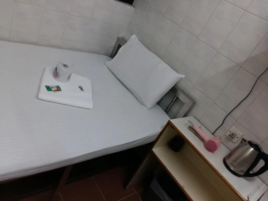 New Yan Yan Guest House Reception 9Th Floor Flat E4 E6 香港